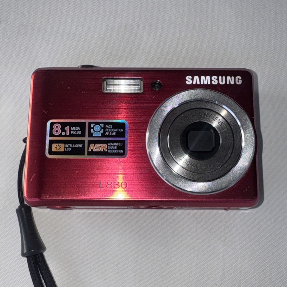 Samsung L Series L830 8MP Digital Camera Red With Battery & Charger, Working!! - Picture 2 of 16